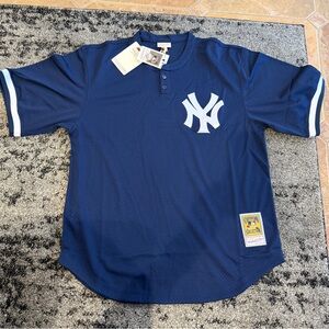 Mitchell & Ness Derek Jeter Mesh Jersey